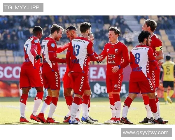 马斯特里赫特与坎布尔激战正酣球迷期待精彩对决与精彩进球