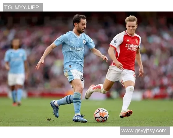 B席：咱们在控球方面体现得适当不错，球队今日的防卫很糟